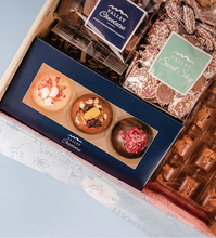 Load the image into the Gallery viewer, Hamper "For You" Hello Kitty Sweet Pink Spumante Rosè