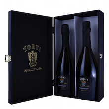 Load the image into the Gallery viewer, Casaleggio Sparkling Wine in Torti Branded Wooden Box

